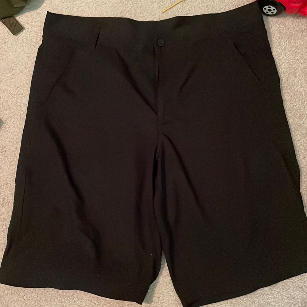 Men’s Fila golf shorts